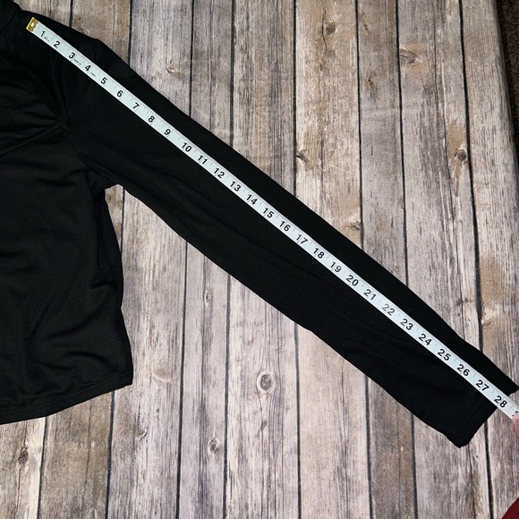 Mood Brand long sleeve open neck crop top, size XL - Picture 8 of 8